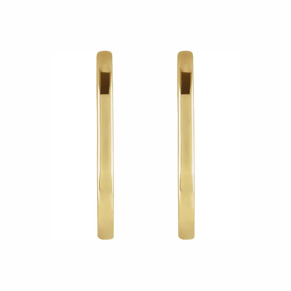 Oval huggies in yellow gold, front view